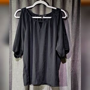 Express Cold Shoulder Short Sleeve Black Women's Top Blouse Shirt Sz M